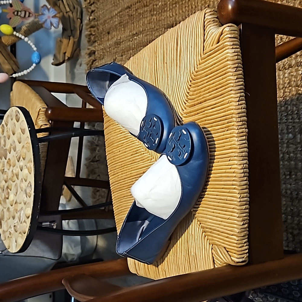 Tory Burch Navy Flat Shoes Size 8.5M
